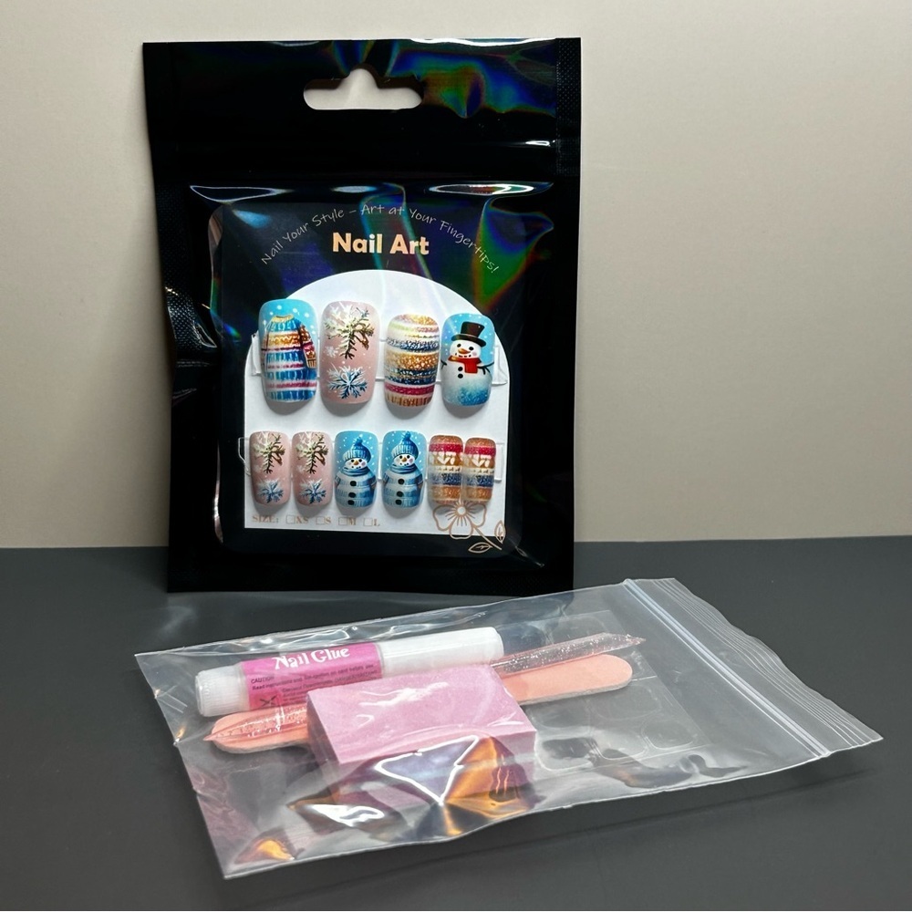 29 Piece Nail Art Set Christmas Winter Snowman Theme